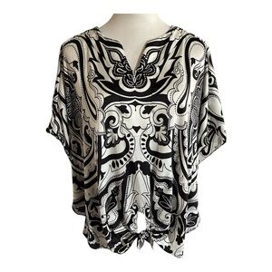 Attractive Chico’s Black and White Women's Batwing Top